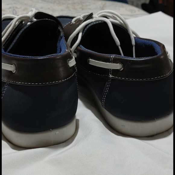 Slip on shoes - Picture 3 of 5